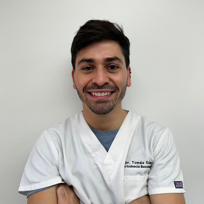 Dr. Tomás Gómez